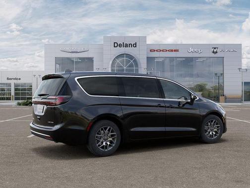 Pxj 2027 Chrysler Pacifica Limited