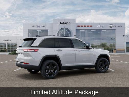 Bright White Clearcoat 2026 Jeep Grand Cherokee Limited