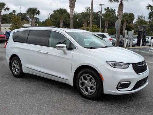 2022 Chrysler Pacifica Limited