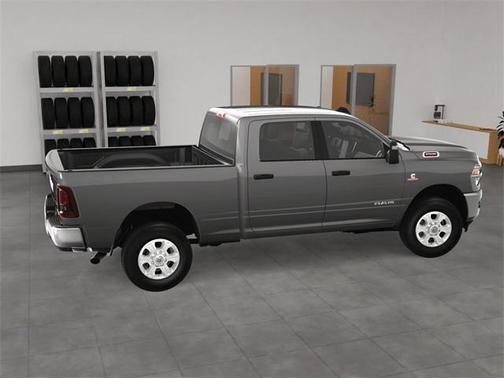 2025 RAM 2500 Big Horn Crew Cab 4x4 6'4' Box