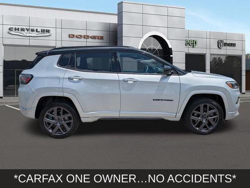 Silver Zynith Metallic Clearcoat 2025 Jeep Compass Limited