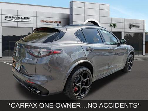 2024 Alfa Romeo Stelvio Quadrifoglio
