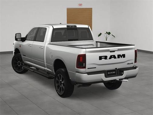 2025 RAM 2500 Big Horn Crew Cab 4x4 6'4' Box