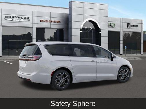 2026 Chrysler Pacifica L