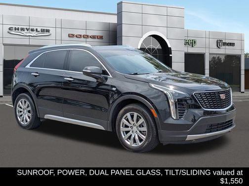 Stellar Black Metallic 2021 Cadillac XT4 Premium Luxury