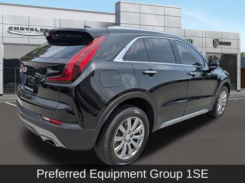 Stellar Black Metallic 2021 Cadillac XT4 Premium Luxury