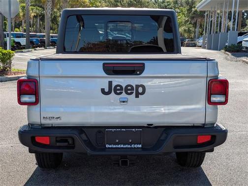 2022 Jeep Gladiator Altitude 4x4