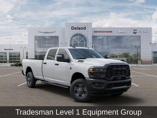 2026 RAM 2500 Tradesman Crew Cab 4x4 8' Box