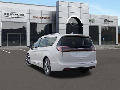 2026 Chrysler Pacifica L