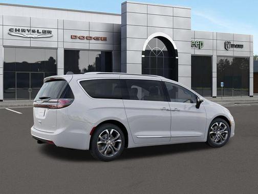 2026 Chrysler Pacifica L