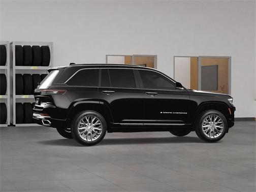 2025 Jeep Grand Cherokee Summit