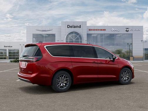 Red Hot Pearlcoat 2027 Chrysler Pacifica Limited