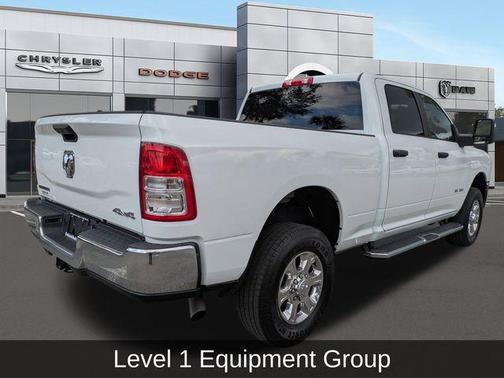 2024 RAM 2500 Big Horn Crew Cab 4x4 6'4' Box