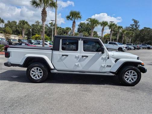 2023 Jeep Gladiator Sport S