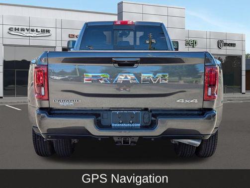 2025 RAM 3500 Laramie Crew Cab 4x4 8' Box