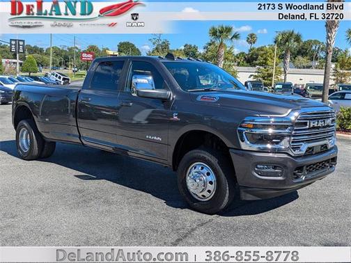 2025 RAM 3500 Laramie Crew Cab 4x4 8' Box