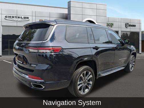 Midnight Sky 2024 Jeep Grand Cherokee L Overland
