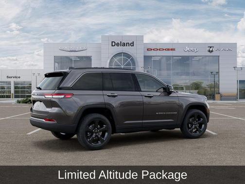 Baltic Gray Metallic Clearcoat 2026 Jeep Grand Cherokee Limited
