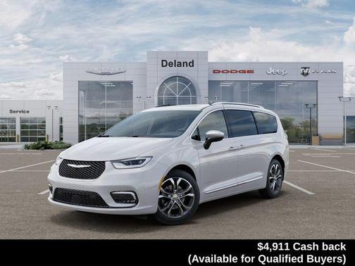 Bright White Clearcoat 2026 Chrysler Pacifica L