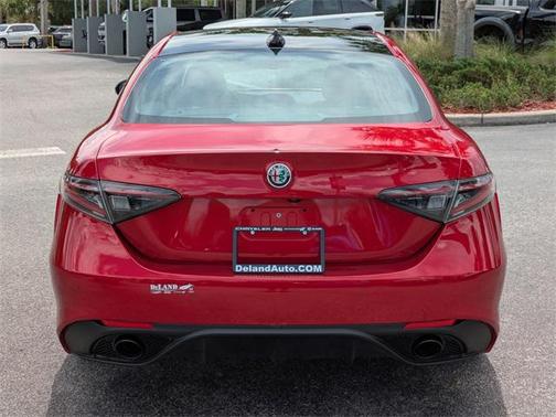 2024 Alfa Romeo Giulia Veloce RWD