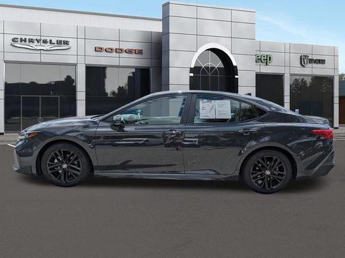 Underground 2025 Toyota Camry SE