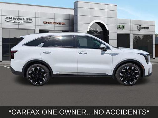 2024 Kia Sorento EX