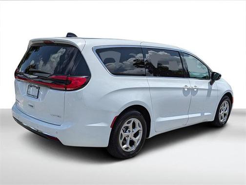 2024 Chrysler Pacifica Limited