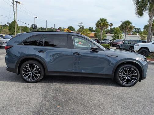 2025 Mazda CX-70 PHEV Premium Plus Package