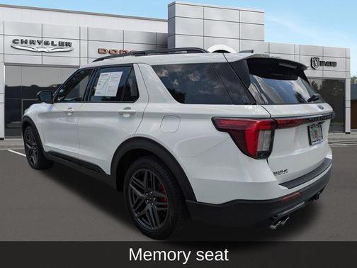 Star White Metallic Tri-Coat 2025 Ford Explorer ST