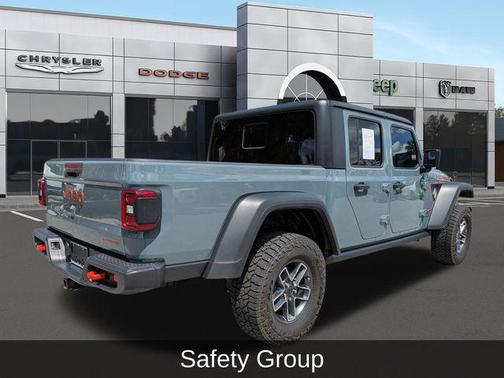 Anvil Clear Coat 2024 Jeep Gladiator Mojave
