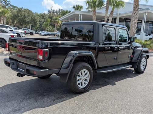 2023 Jeep Gladiator Sport S