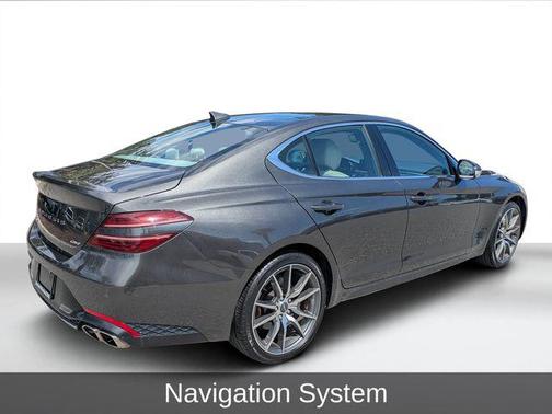 Makalu Gray 2023 Genesis G70 2.0T AWD