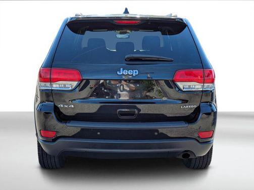 2019 Jeep Grand Cherokee Laredo
