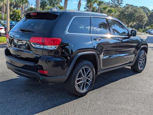 2019 Jeep Grand Cherokee Laredo