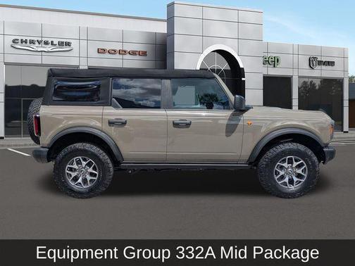 Marsh Gray 2025 Ford Bronco Badlands