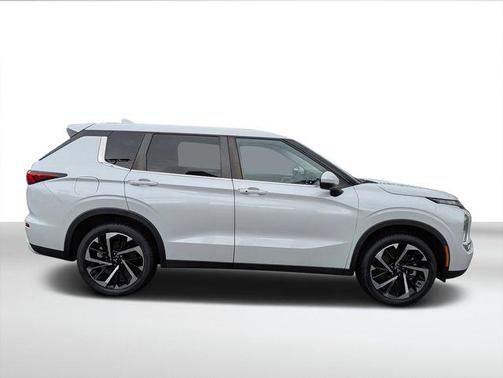 2022 Mitsubishi Outlander SE 2.5 2WD