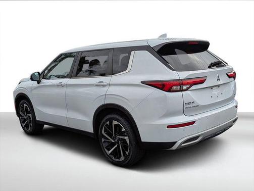 2022 Mitsubishi Outlander SE 2.5 2WD