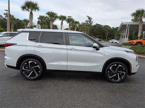2022 Mitsubishi Outlander SE 2.5 2WD