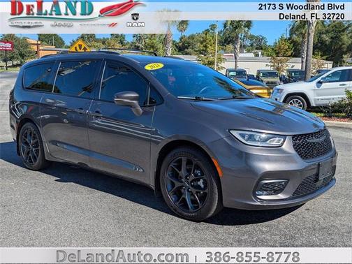 2021 Chrysler Pacifica Touring L