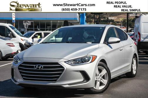 2018 Hyundai ELANTRA SE