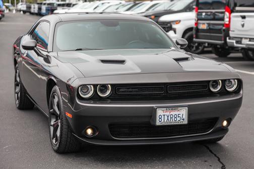 2020 Dodge Challenger SXT