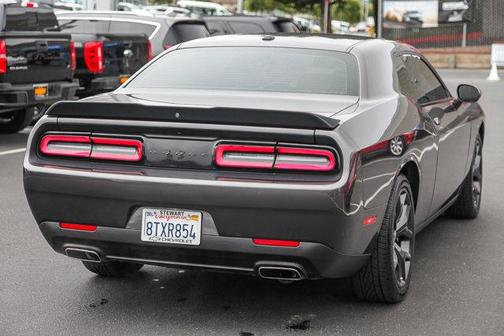 2020 Dodge Challenger SXT
