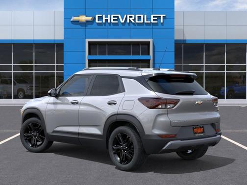 Sterling Gray Metallic 2026 Chevrolet Trailblazer LT