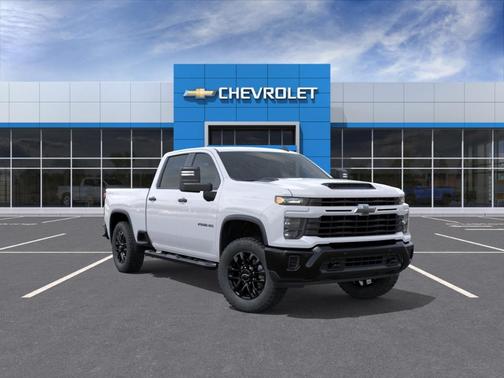Summit White 2026 Chevrolet Silverado 2500 Custom