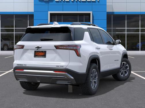 Polar White 2026 Chevrolet Equinox ACTIV
