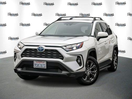 2022 Toyota RAV4 Hybrid XLE Premium