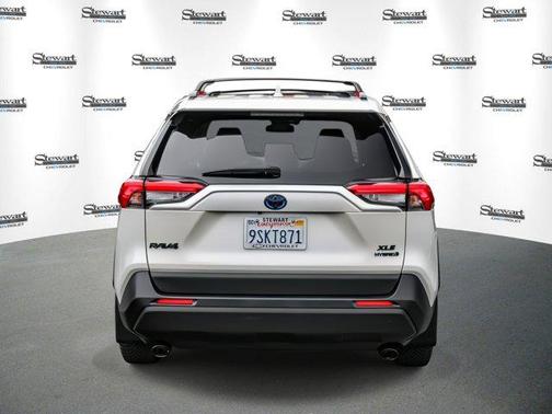 2022 Toyota RAV4 Hybrid XLE Premium