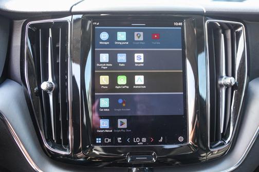 2025 Volvo XC60 Plug-In Hybrid T8 Core