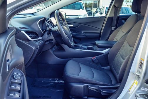 2018 Chevrolet Volt LT