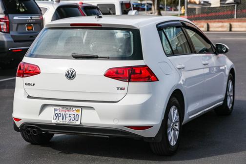 2015 Volkswagen Golf Auto TSI S